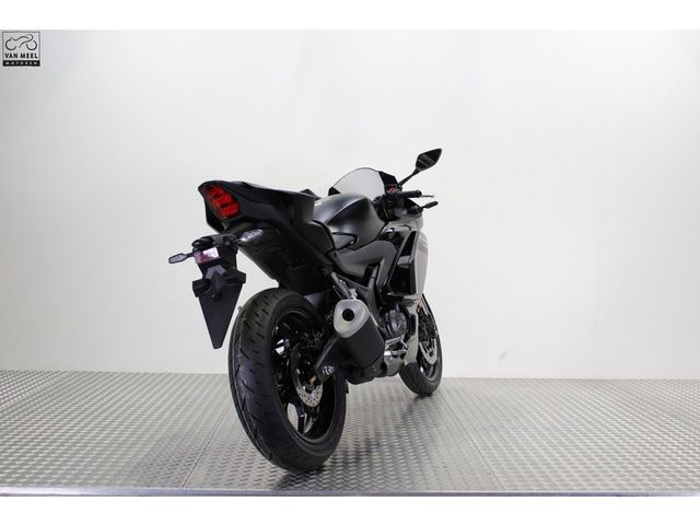 yamaha - r3