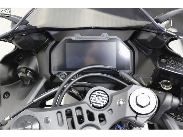 yamaha - r3