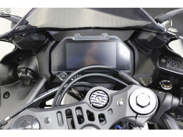 yamaha - r3