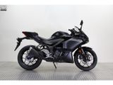 YAMAHA R3