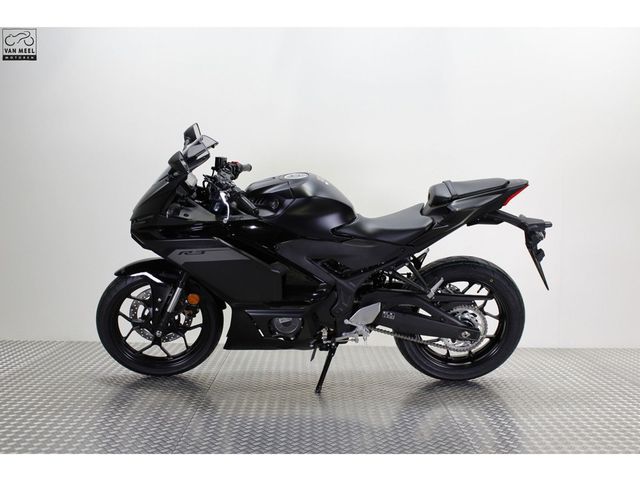yamaha - r3