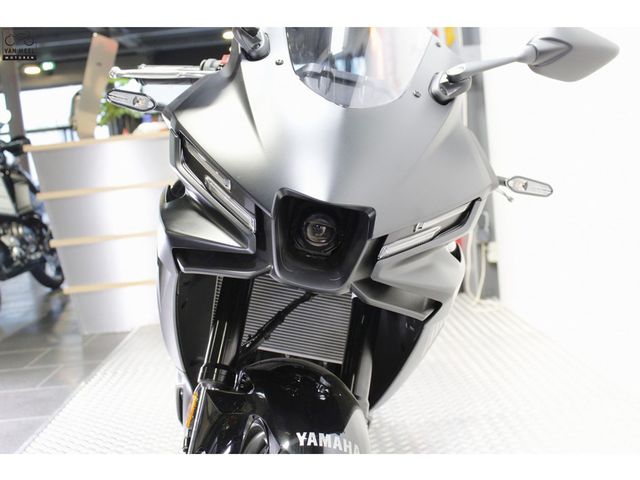 yamaha - r3