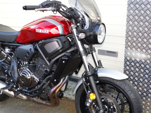 yamaha - xsr-700-abs