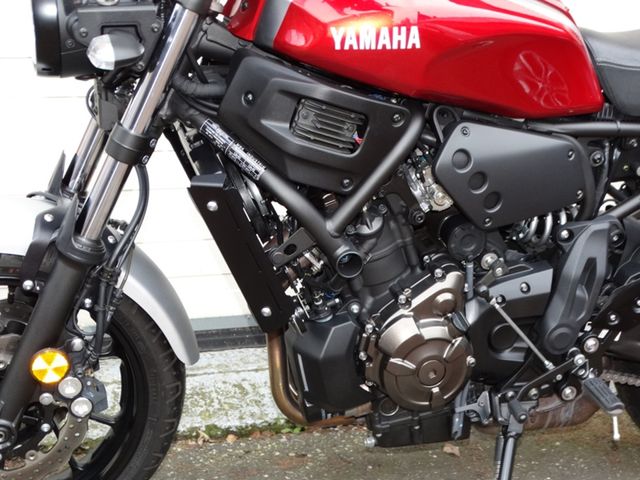 yamaha - xsr-700-abs