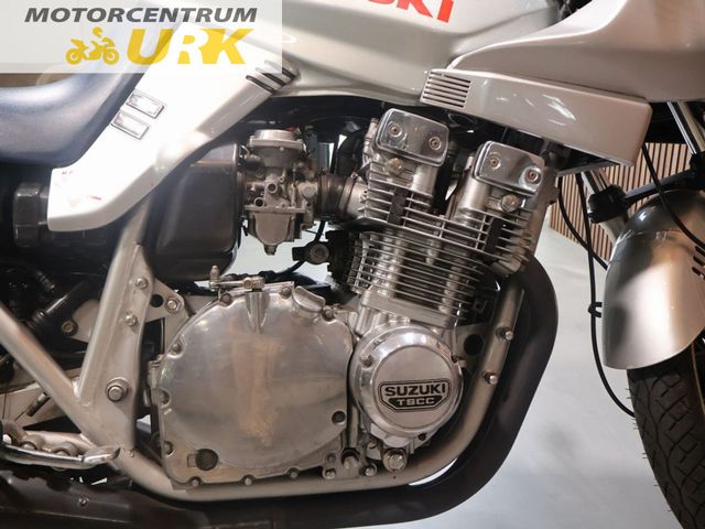 suzuki - gsx-750