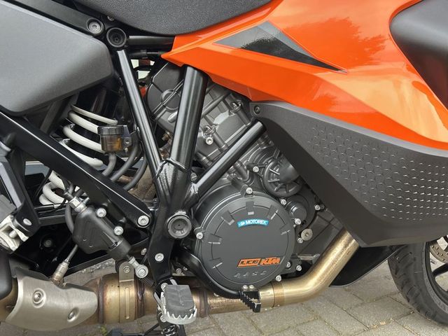 ktm - 1290-super-adventure-s