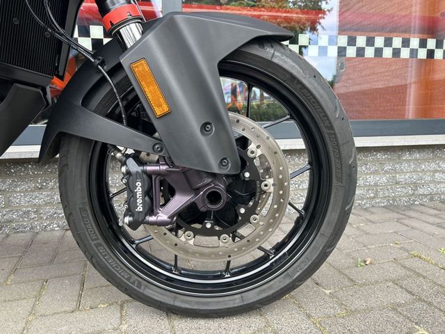 ktm - 1290-super-adventure-s