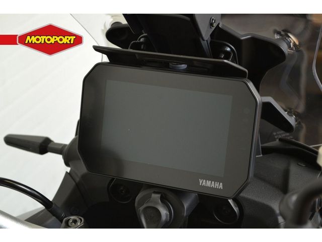 yamaha - tracer-9