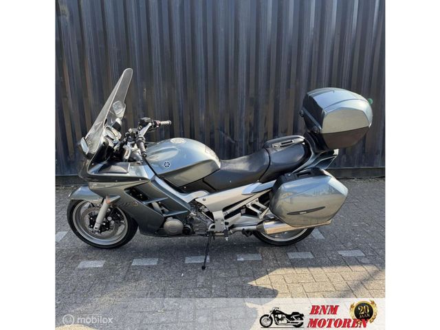 yamaha - fjr-1300
