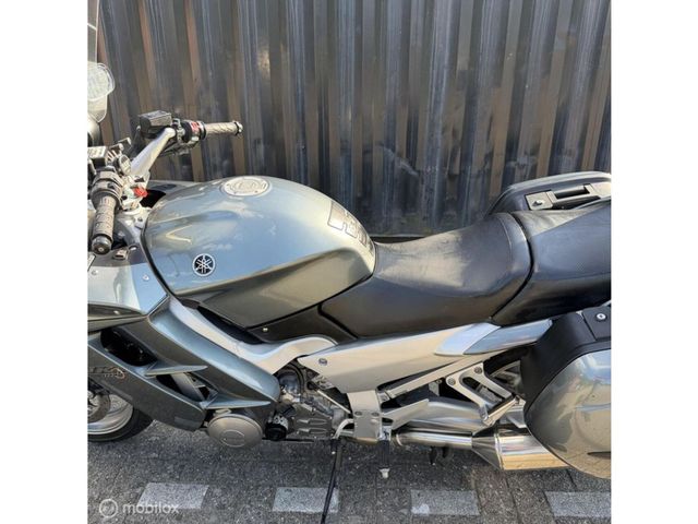 yamaha - fjr-1300