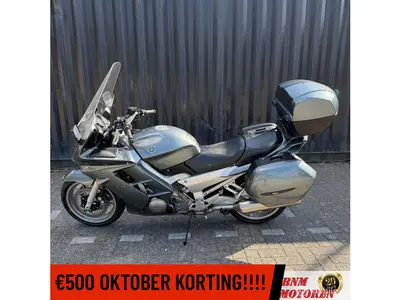YAMAHA FJR 1300 – foto 2