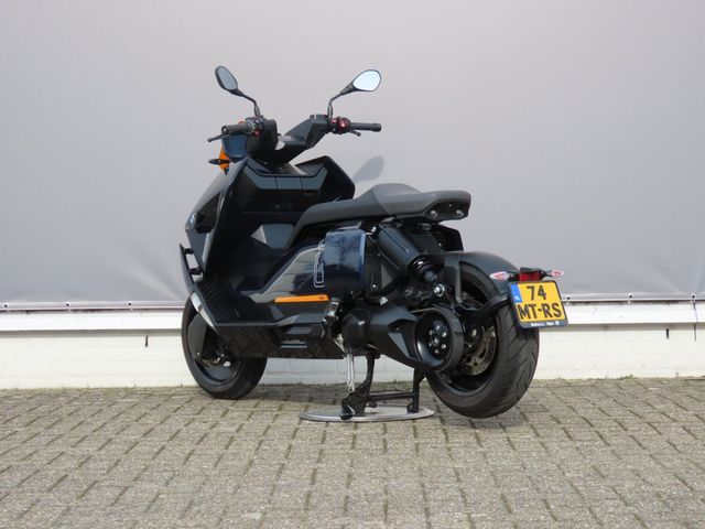 bmw - ce-04
