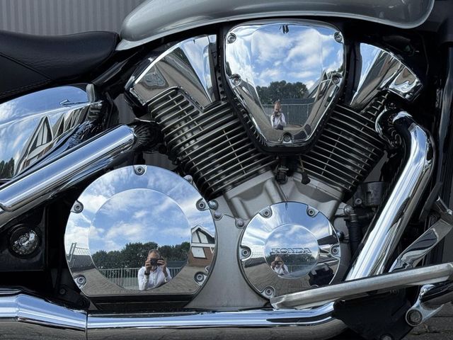 honda - vtx-1300-retro