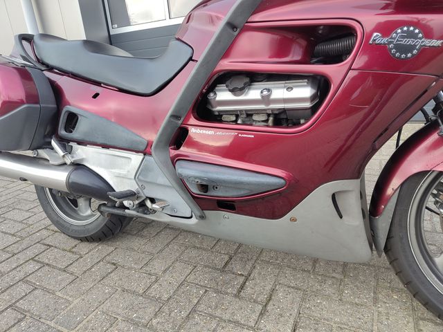 honda - st-1100-pan-european