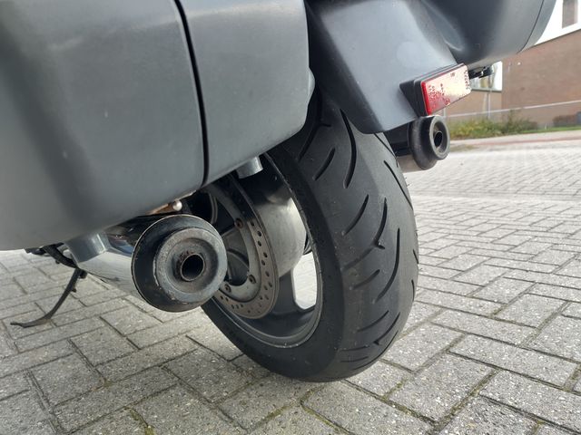 honda - st-1100-pan-european