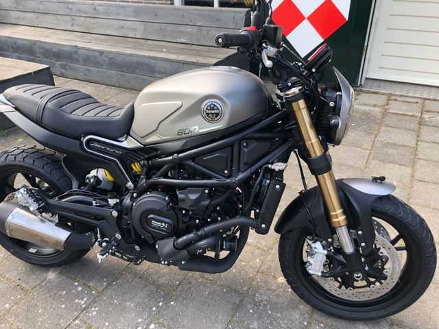 benelli - leoncino-800