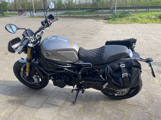 benelli - leoncino-800