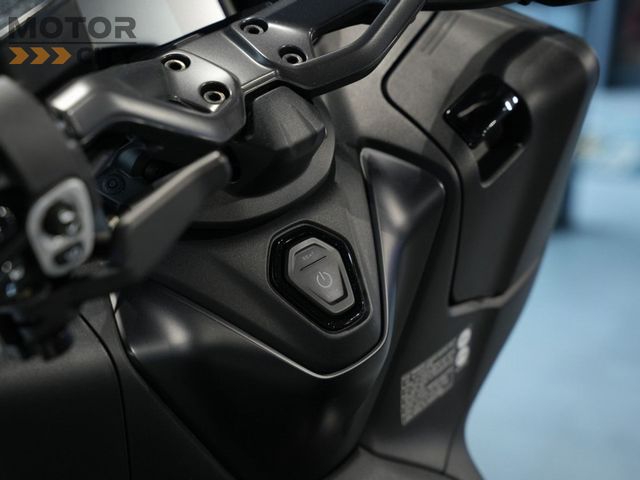 yamaha - tmax-560