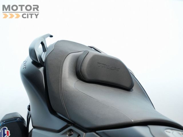 yamaha - tmax-560