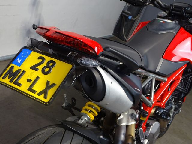 ducati - hypermotard-950