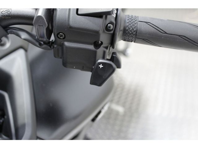 yamaha - mt-09-y-amt