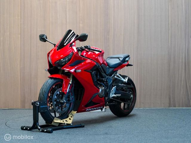 honda - cbr-600-rr