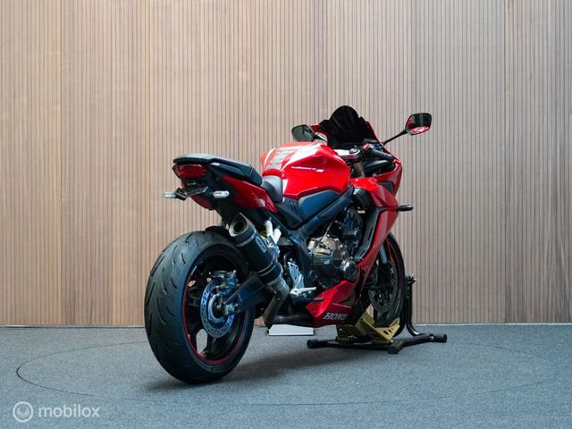 honda - cbr-600-rr