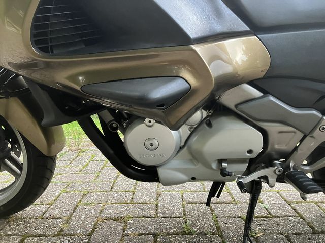 honda - nt-700-v-deauville-abs