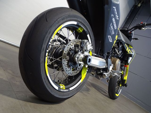 husqvarna - 701-supermoto