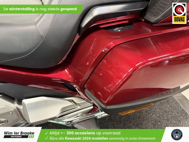 honda - gl-1800-goldwing-c-abs