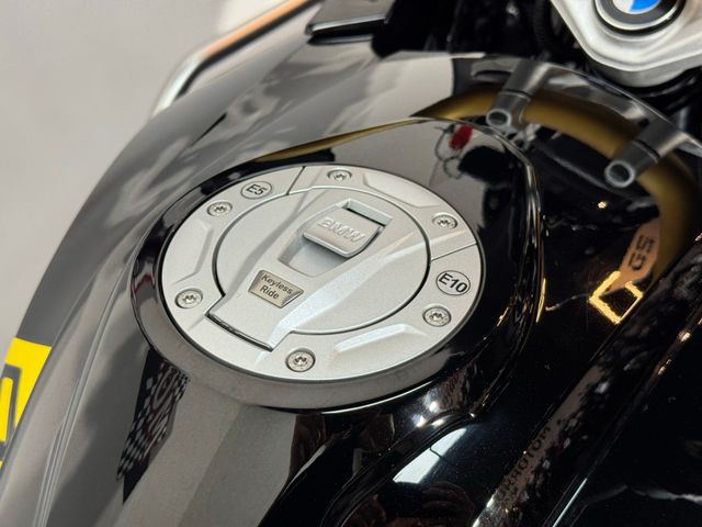 bmw - r-1250-gs-40-years-gs-edition