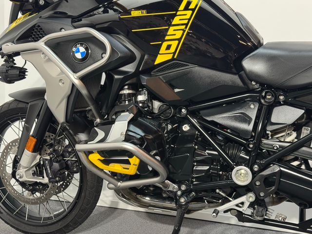 bmw - r-1250-gs-40-years-gs-edition