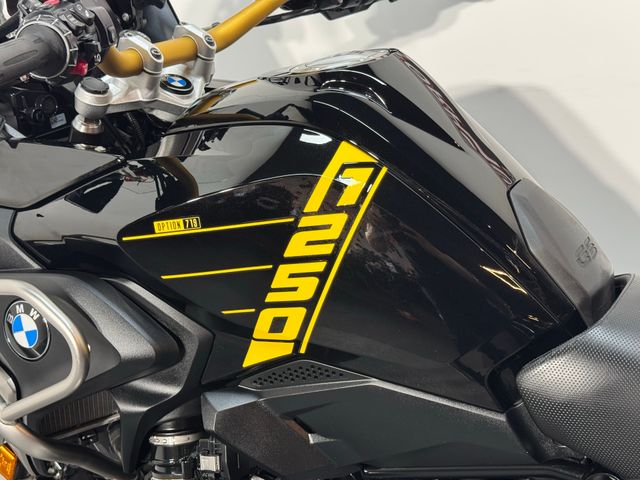 bmw - r-1250-gs-40-years-gs-edition