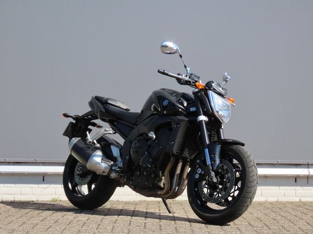 yamaha - fz-1