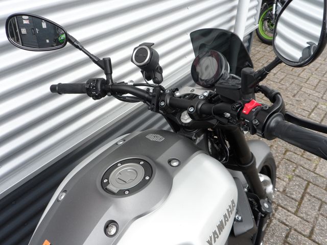 yamaha - xsr-900-abs