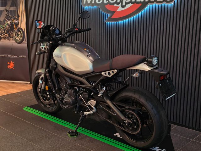 yamaha - xsr-900-abs