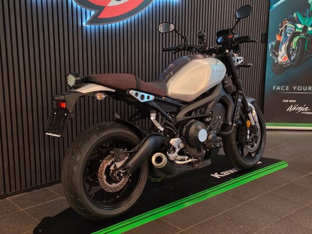 yamaha - xsr-900-abs