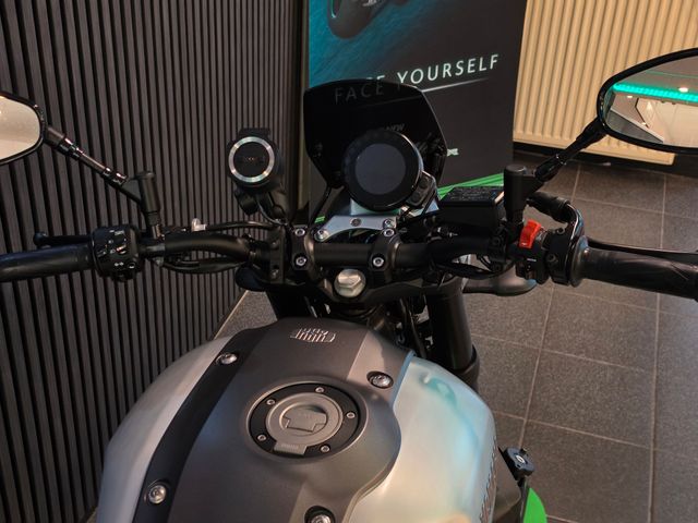 yamaha - xsr-900-abs