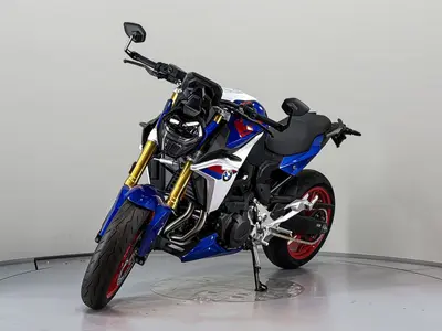BMW F 900 R – foto 4
