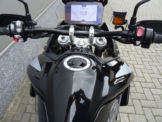 triumph - tiger-900-gt-pro