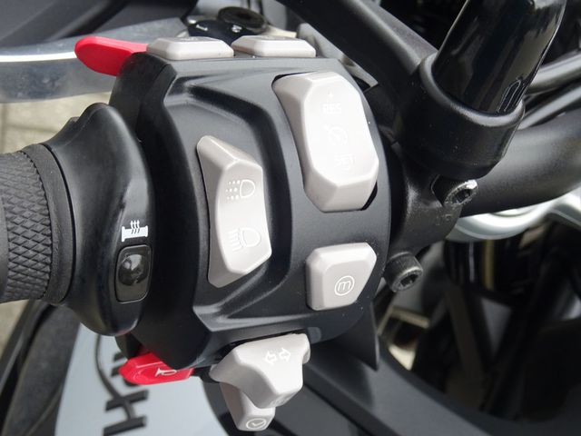 triumph - tiger-900-gt-pro