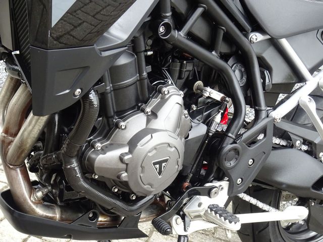 triumph - tiger-900-gt-pro