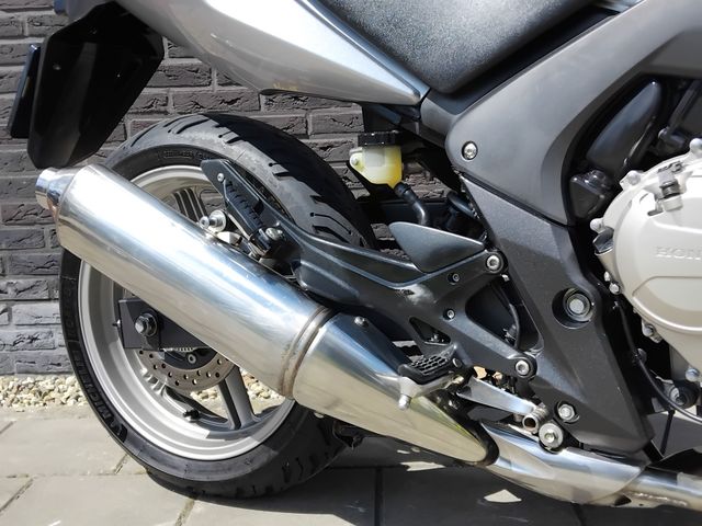 honda - cbf-600-s-abs