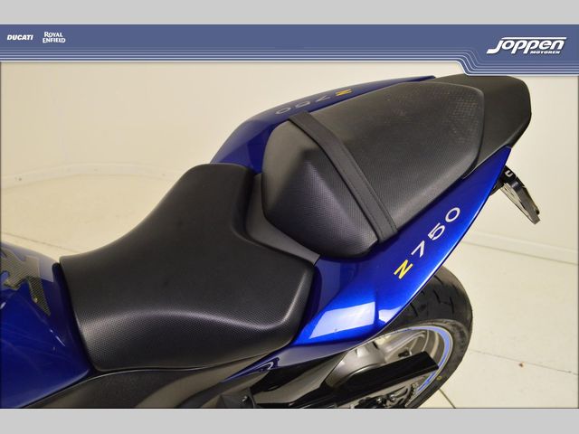 kawasaki - z-750