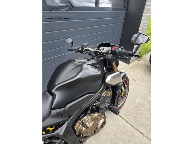 honda - cb-650-r-neo-sports-cafe