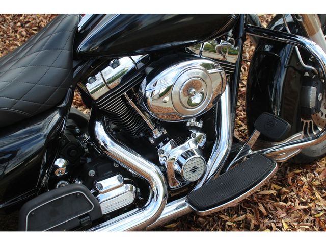 harley-davidson - road-king-flhr