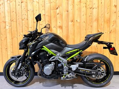 KAWASAKI Z900 – foto 4
