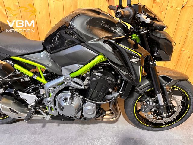kawasaki - z900