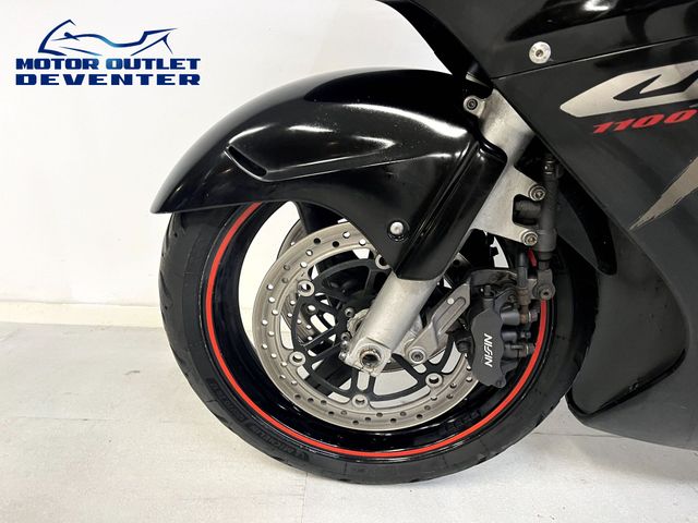 honda - cbr-1100--xx-super-blackbird