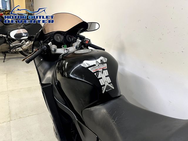 honda - cbr-1100--xx-super-blackbird
